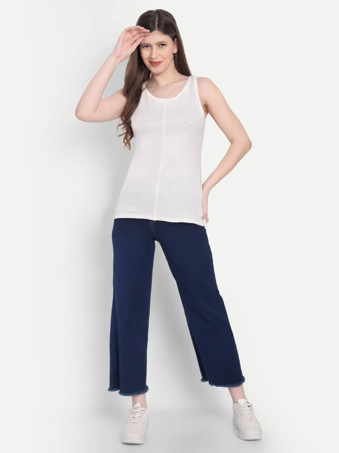 ecomm female shoot